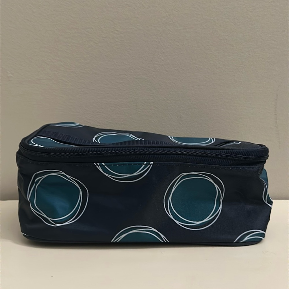 Thirty-One La Di Dot Zip Top Utility Bag With Storage